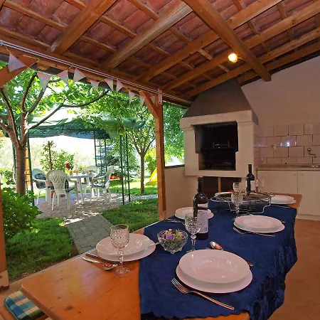 Zoran-1 Apartment *